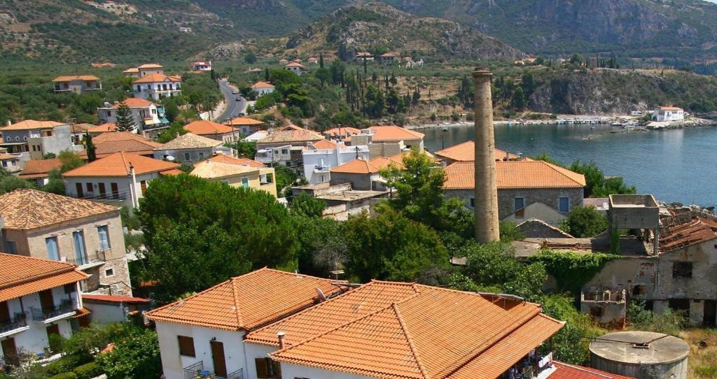 Anniska Hotel Kardamyli Exterior photo