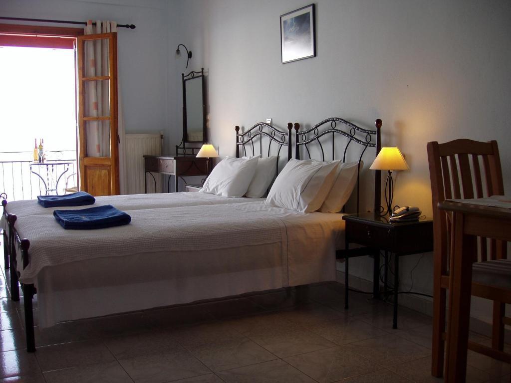 Anniska Hotel Kardamyli Room photo
